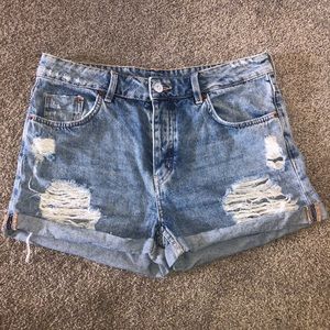 High waisted ripped denim shorts